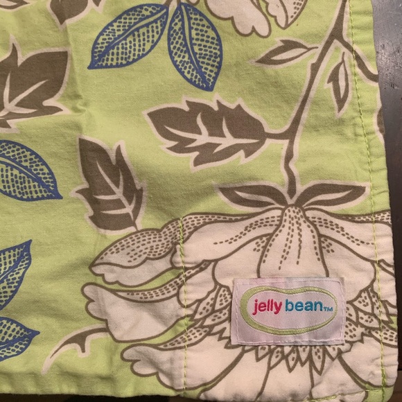 🤰🏻Munchkin Jelly Bean Nursing Cover Green Tea - Picture 3 of 5